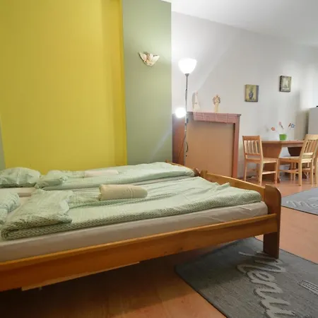 City Centre Private Rooms Apartment *